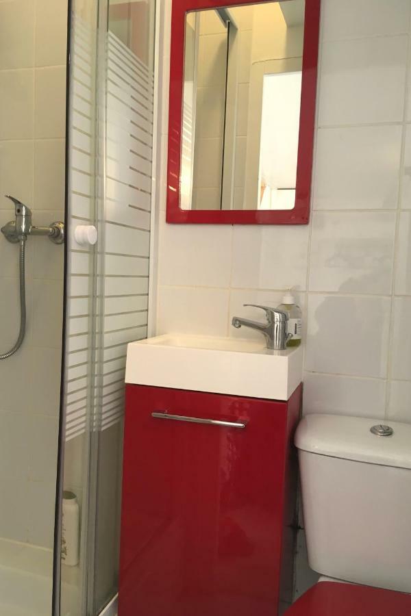 Maisonnette Studio Sur Cour Paris Exterior photo