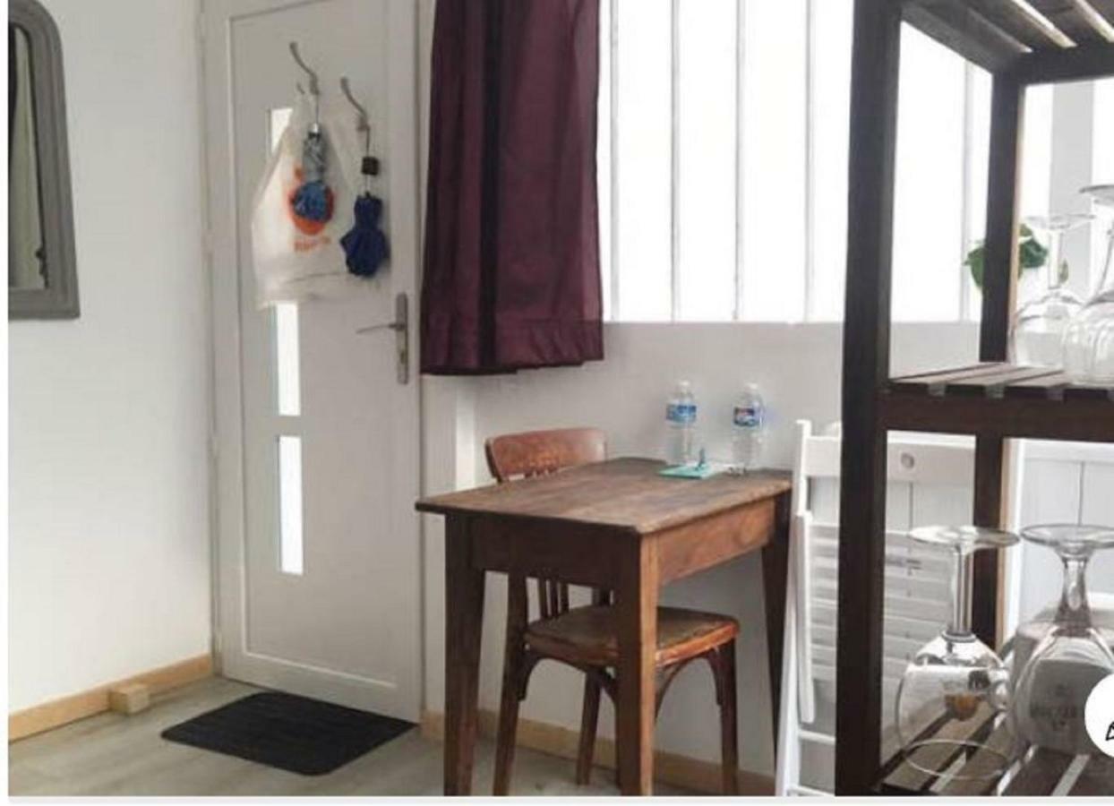 Maisonnette Studio Sur Cour Paris Exterior photo
